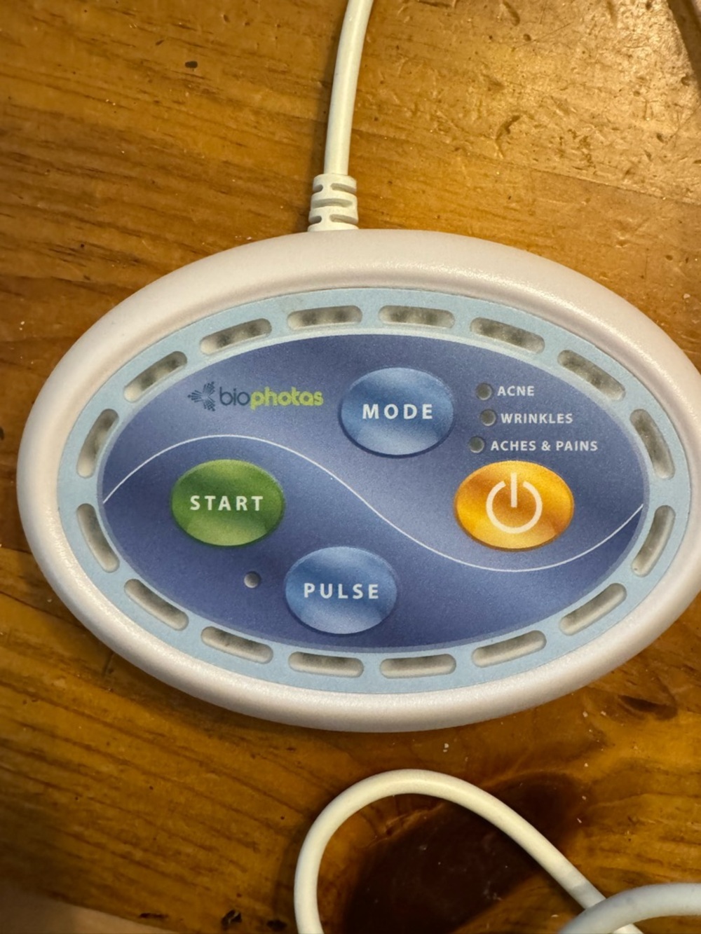 Celluma LITE LED Light Therapy Device - Picture 8 of 8